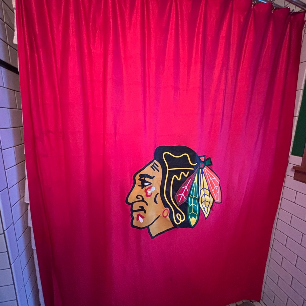 🏒 Chicago Blackhawks Red Shower Curtain.